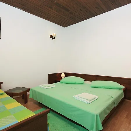 Puntinak 718d Apartamento